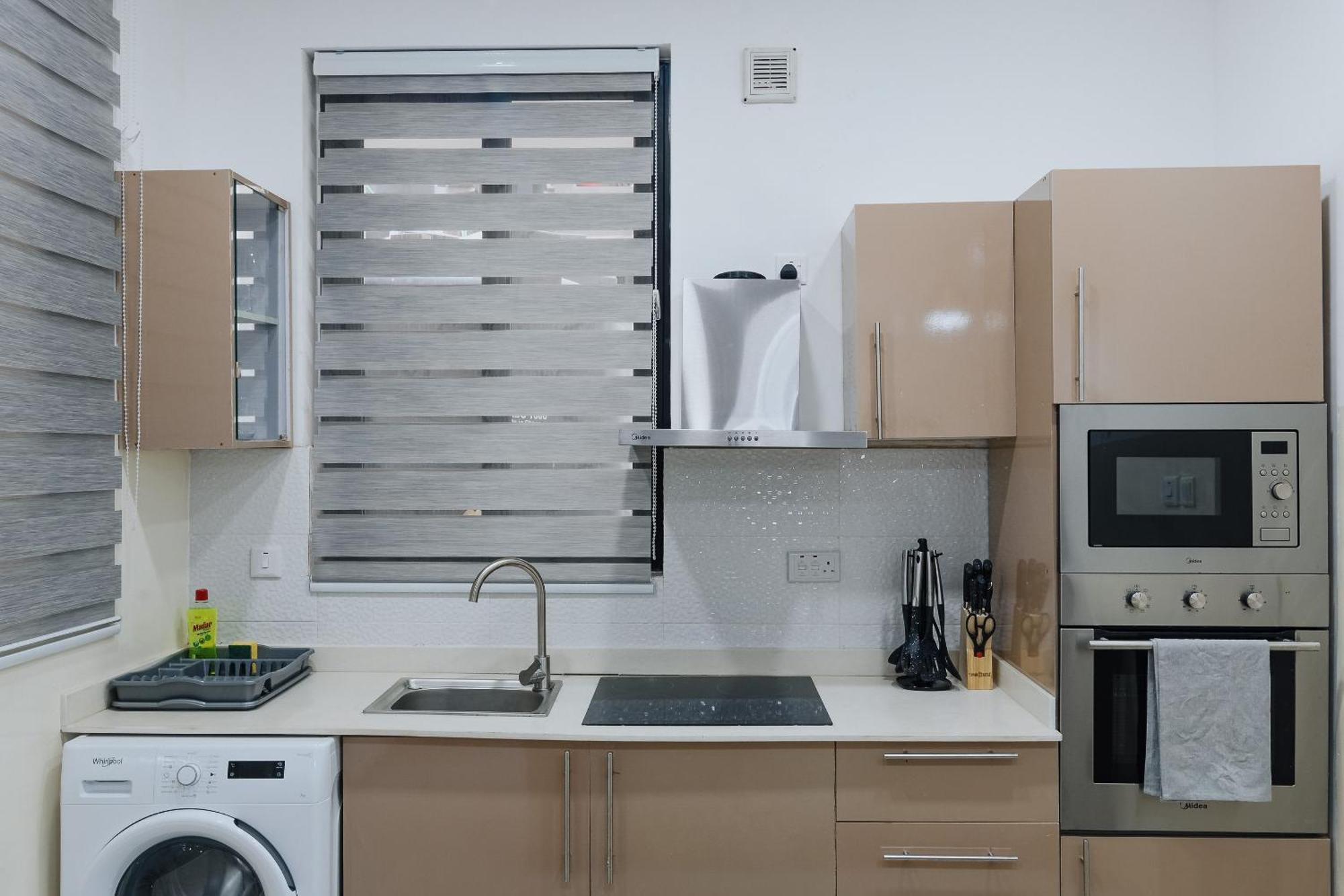 The Avery Apartments At Odomaa Place B, East Airport أكرا المظهر الخارجي الصورة